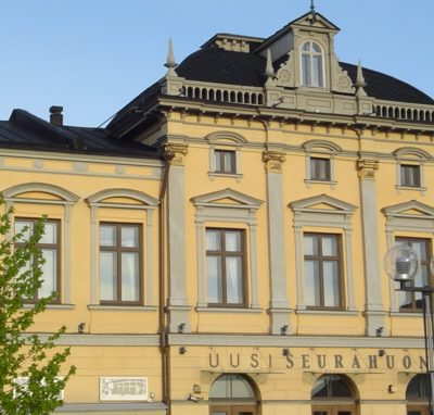 Referenssi Kulttuurihistoriallinen Uusi Seurahuone -peruskorjaus ja käyttötapamuutokset